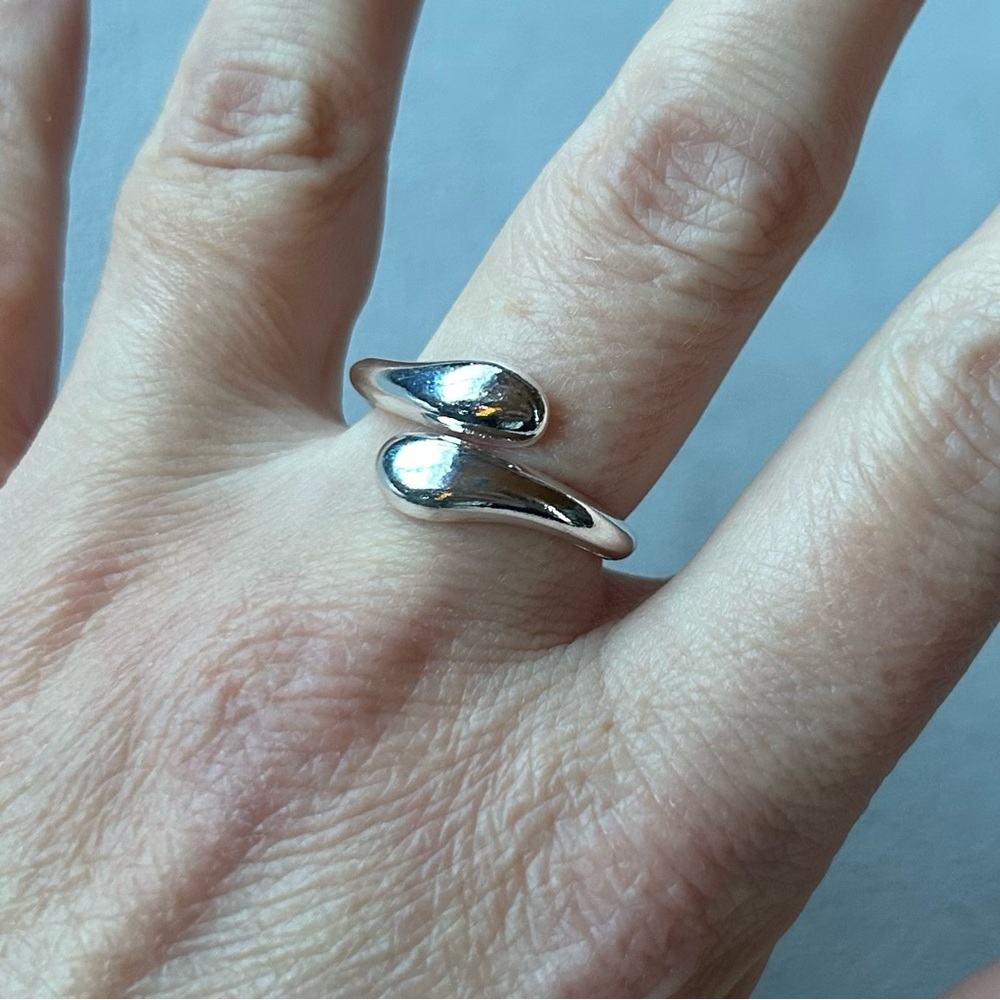 Water Drop ~ Ring ~ Silver Tone ~ Brand New! - Picture 3 of 8